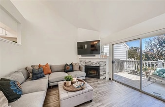 3048 Kittendale Bay in Costa Mesa, CA - Building Photo - Building Photo