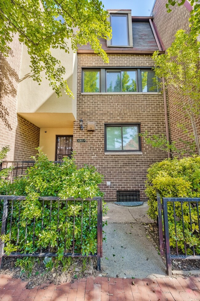 1339 Riggs St NW in Washington, DC - Building Photo - Building Photo