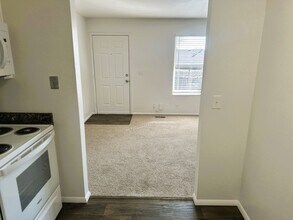 2519 S 300 E, Unit Apt 11 in Salt Lake City, UT - Building Photo - Building Photo
