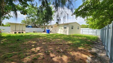 841 N 69th Terrace in Hollywood, FL - Building Photo - Building Photo