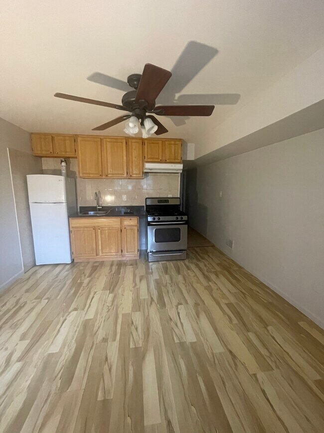 38 Pebble Ln in Staten Island, NY - Building Photo - Building Photo