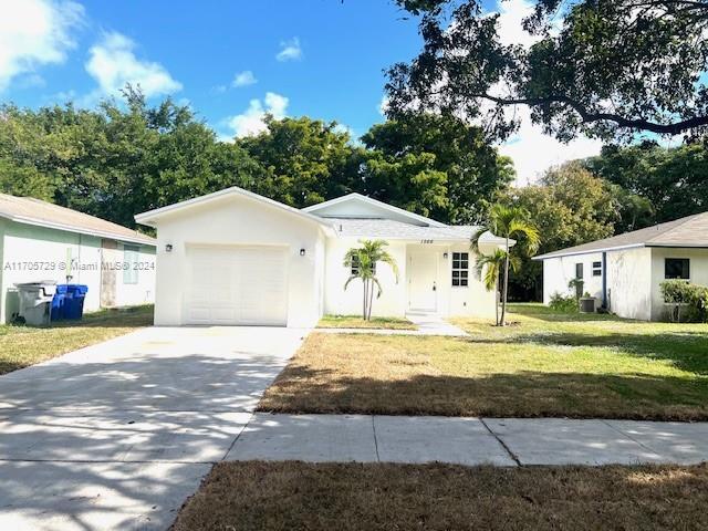 1566 NW 7th Ln in Pompano Beach, FL - Building Photo