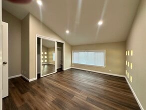 1350 Camino Cristobal, Unit A in Thousand Oaks, CA - Building Photo - Building Photo