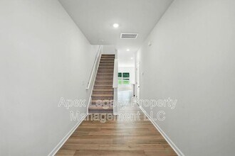 112 Central Townes Wy in Raleigh, NC - Building Photo - Building Photo