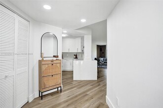 8137 NW 17th Manor in Plantation, FL - Building Photo - Building Photo