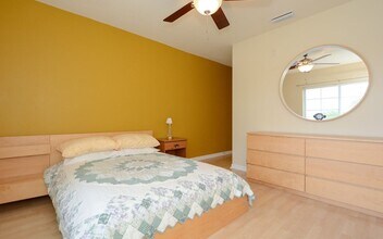 3715 45th Terrace W in Bradenton, FL - Foto de edificio - Building Photo