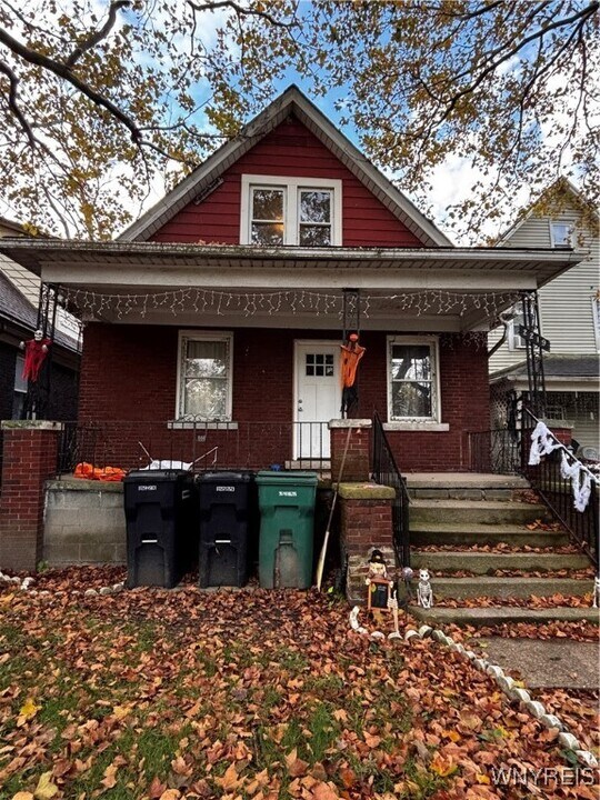 2219 Cudaback Ave in Niagara Falls, NY - Building Photo