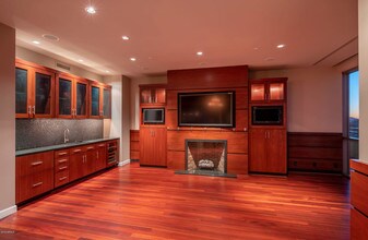15215 N Kierland Blvd-Unit -934 in Scottsdale, AZ - Building Photo - Building Photo