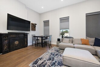 1117 Washington St in Hoboken, NJ - Building Photo - Building Photo