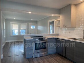 3738 Edgar Ave in Royal Oak, MI - Building Photo - Building Photo