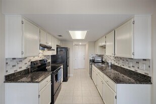 7720 Theissetta Dr in Spring, TX - Building Photo