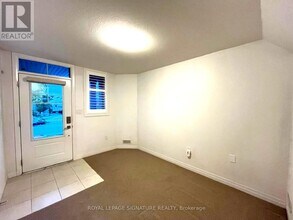 5 Dodman Cres in Hamilton, ON - Building Photo - Building Photo