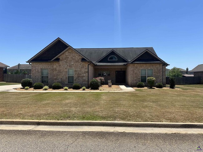 144 Addington Dr in Kathleen, GA - Building Photo - Building Photo