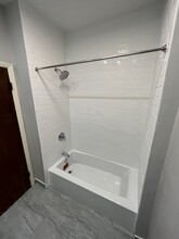 1502 N Cleveland Ave, Unit Apt 2 in Chicago, IL - Building Photo - Building Photo