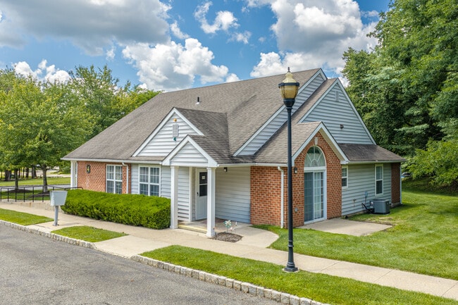 Cedar Street Commons - Senior Living Community
