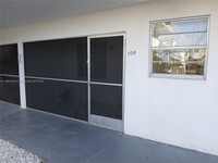 1700 Cleveland St in Hollywood, FL - Foto de edificio - Building Photo