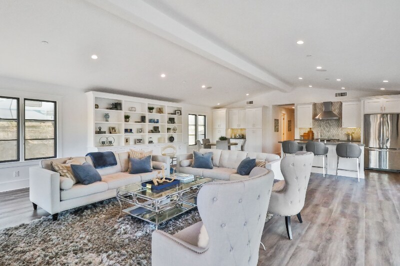 306 Rimrock Rd in Thousand Oaks, CA - Building Photo
