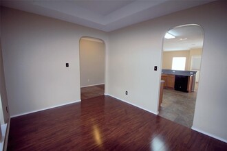 1019 N Teal Estates Cir in Fresno, TX - Building Photo - Building Photo