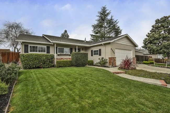 4984 Hames Dr in Concord, CA - Building Photo - Building Photo