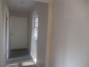 14 Maurice Ln in New Windsor, NY - Building Photo - Building Photo
