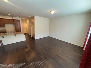 1654 Heywood St in Simi Valley, CA - Building Photo - Building Photo