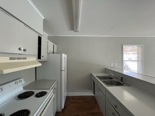 property at 242 Georgia Ave