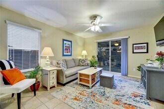 145 Grazing Horse Ln in Manchaca, TX - Building Photo - Building Photo