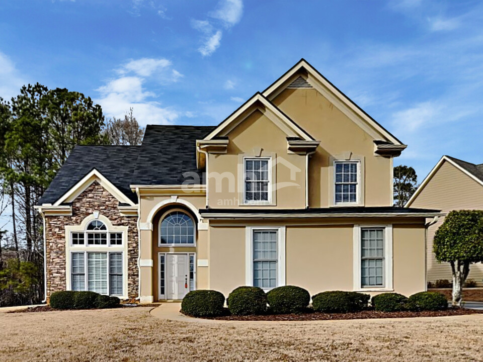 4 Woodshire in Newnan, GA - Building Photo