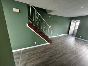 352 Avery St in Rochester, NY - Building Photo - Building Photo