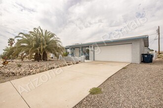 3211 Pintail Dr in Lake Havasu City, AZ - Building Photo - Building Photo