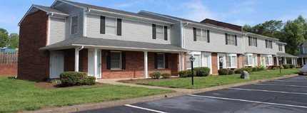 Wellington Manor in Martinsville, VA - Building Photo - Building Photo