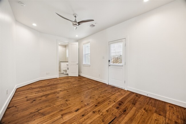 property at 1812 W Webster St