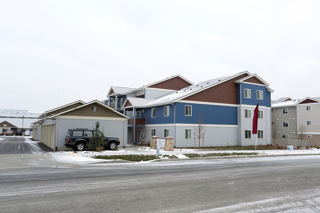 Summit Ridge Apartments in Spokane, WA - Building Photo