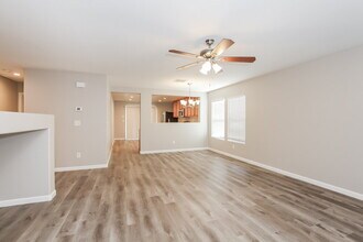 8328 N Highland Ranch St in Las Vegas, NV - Building Photo - Building Photo