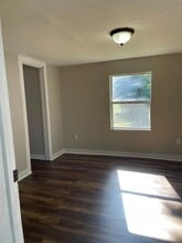 411 Dorothy St in Lafayette, LA - Building Photo - Building Photo