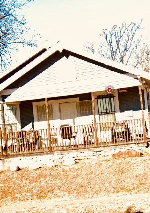 1816 Evans Ave in Fort Worth, TX - Building Photo