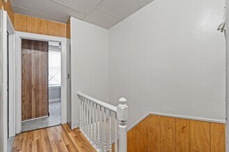61 Clendenny Ave in Jersey City, NJ - Foto de edificio - Building Photo