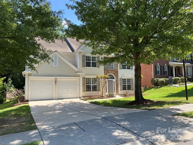 9901 Hazelview Dr