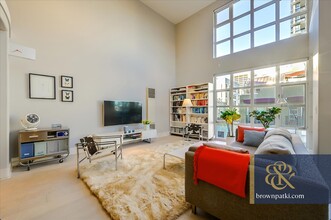 74 Brady St in San Francisco, CA - Foto de edificio - Building Photo