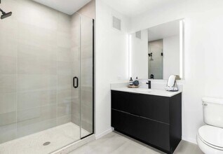 220 N Elizabeth St in Chicago, IL - Building Photo - Building Photo