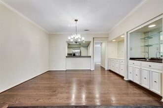 4150 Woodcreek Dr in Dallas, TX - Building Photo - Building Photo