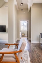 225 E Michigan St in Milwaukee, WI - Foto de edificio - Building Photo