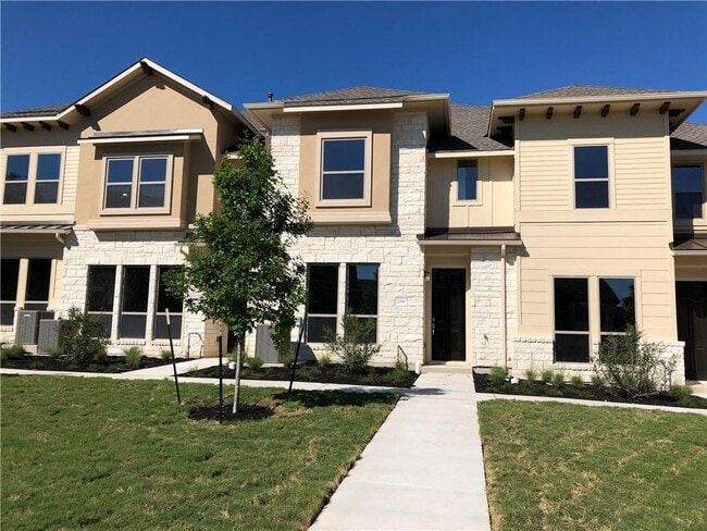 property at 13800 Lyndhurst St