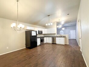 6607 35th St in Lubbock, TX - Building Photo - Building Photo