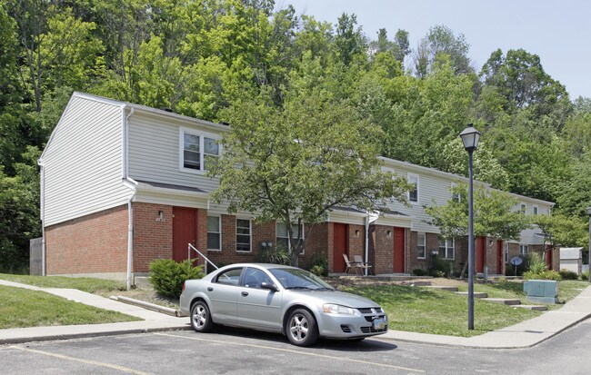 Hickory Woods in Cincinnati, OH - Foto de edificio - Building Photo