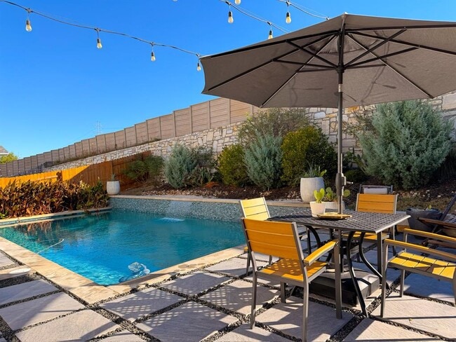 11001 Charger Wy in Manor, TX - Building Photo - Building Photo