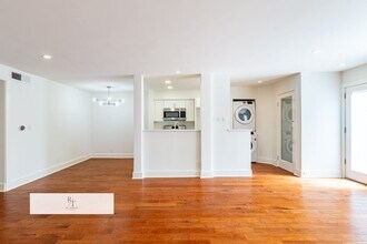 1825 Selby Ave in Los Angeles, CA - Building Photo - Building Photo