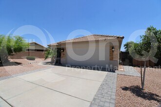 12211 W Hadley St in Avondale, AZ - Building Photo - Building Photo