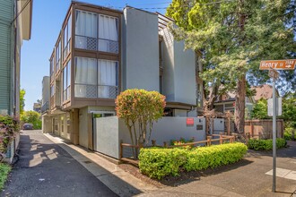 2020 Cedar St in Berkeley, CA - Foto de edificio - Building Photo