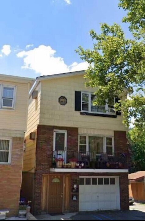 145 Pamrapo Ave in Jersey City, NJ - Building Photo
